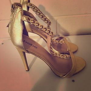 Gold chain Bebe heals